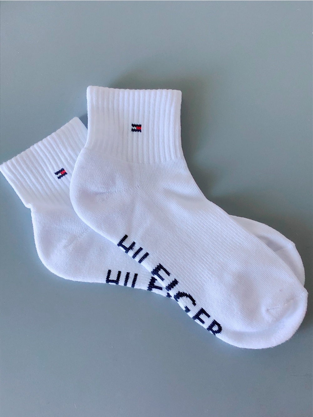 Tommy Hilfiger White Crew Athletic Socks women’s size 7-10